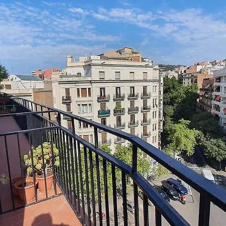 Lovely Appart & Sky View Sagrada Familia Apartment