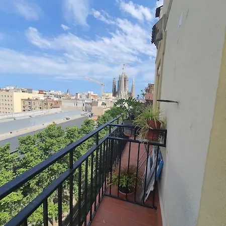 Lovely Appart & Sky View Sagrada Familia Apartment *